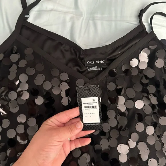 City chic Sequin Groove Dress Black, size 18, “M” in city chic sizes - Picture 7 of 10